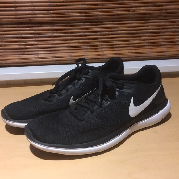 Nike Other - Nike flex running shoes